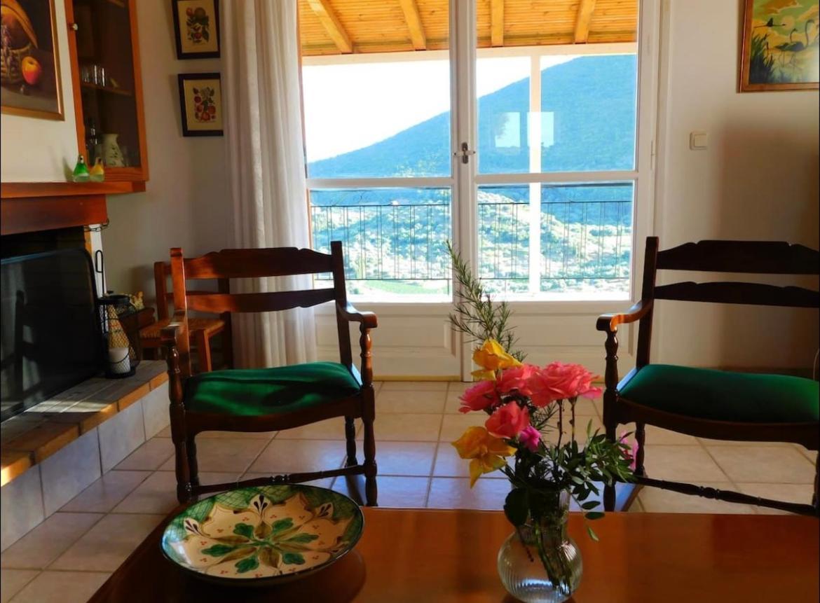 Nirvana Guest House Vasilítsion エクステリア 写真
